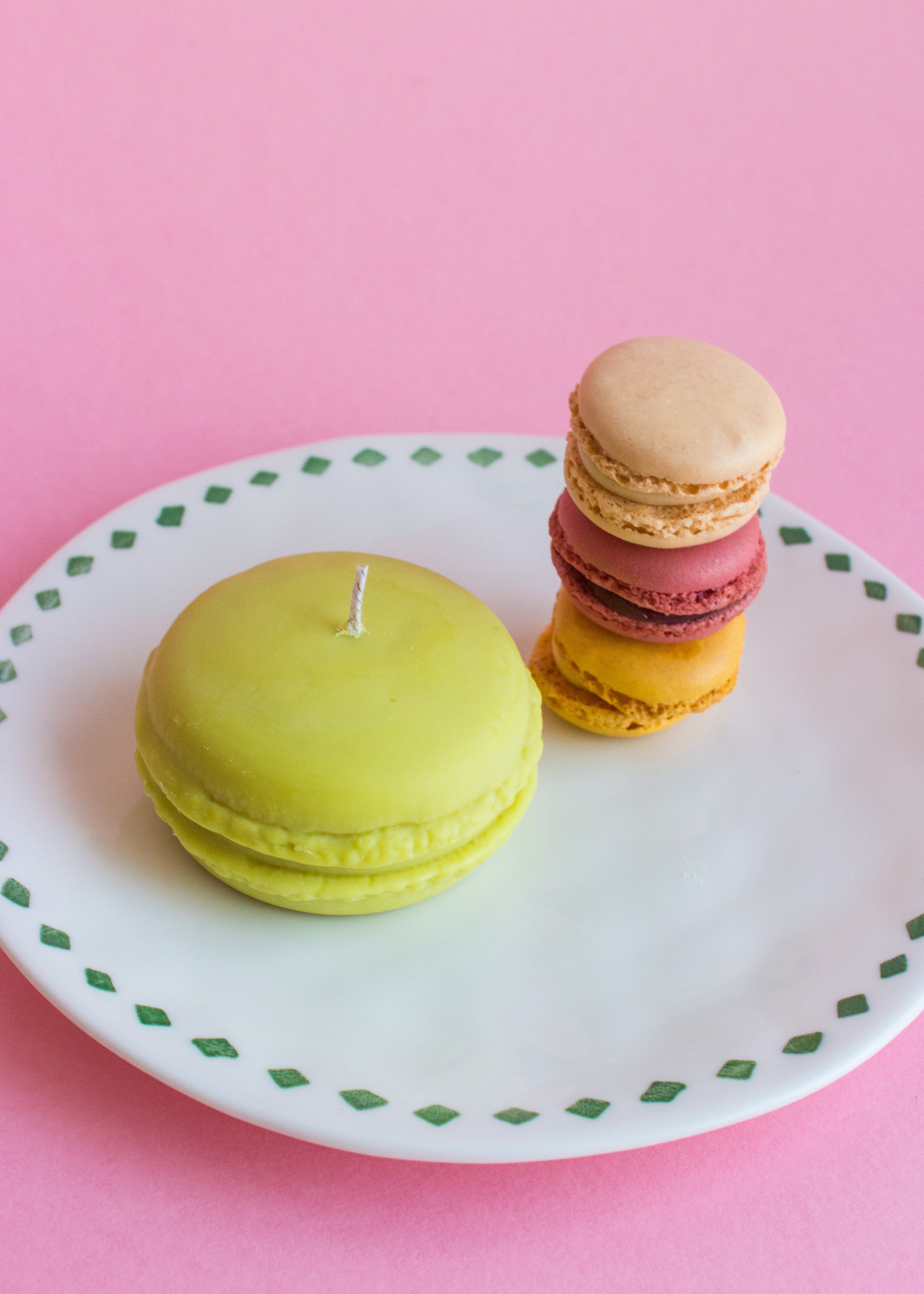 Macaron Pistache Candle